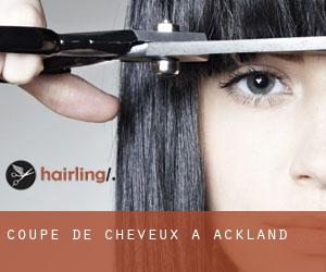 Coupe de cheveux à Ackland